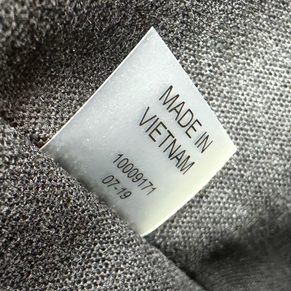 Tory Burch Robinson Large Saffiano Leather Tote Black NWT Dust Bag - Picture 14 of 17